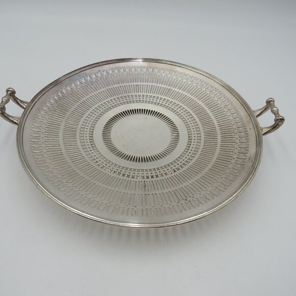 Wilcox Tray Silver Plated Reticulated 10" Curved Serving Platter Handles Vintage - Picture 1 of 8